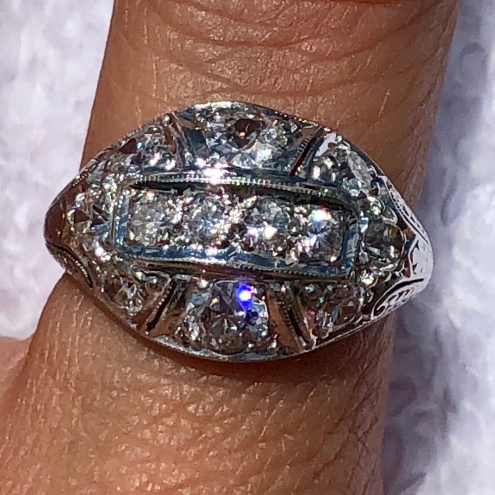 Antique Platinum Art Deco Diamond Ring
